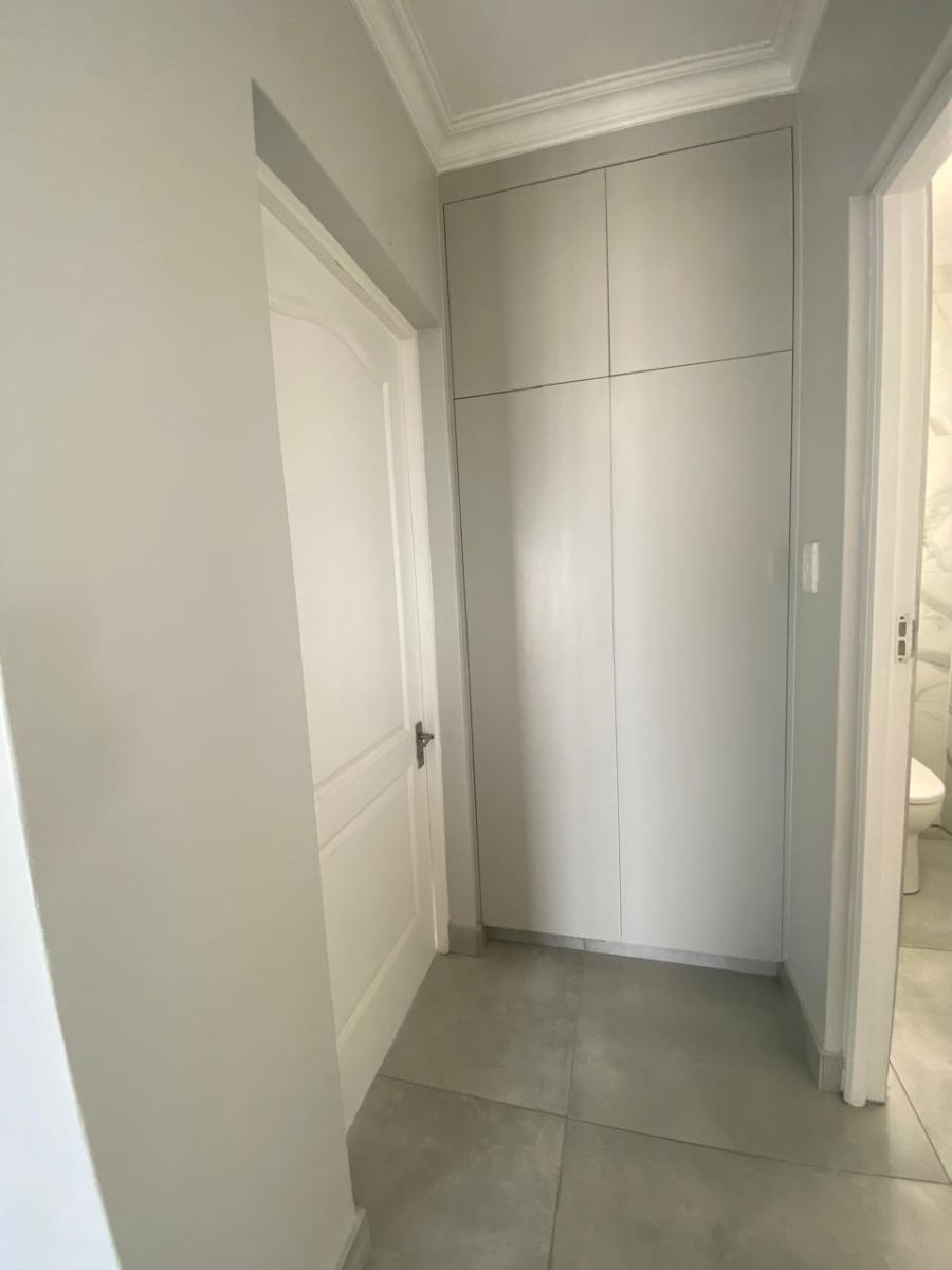 5 Bedroom Property for Sale in Dana Bay Western Cape